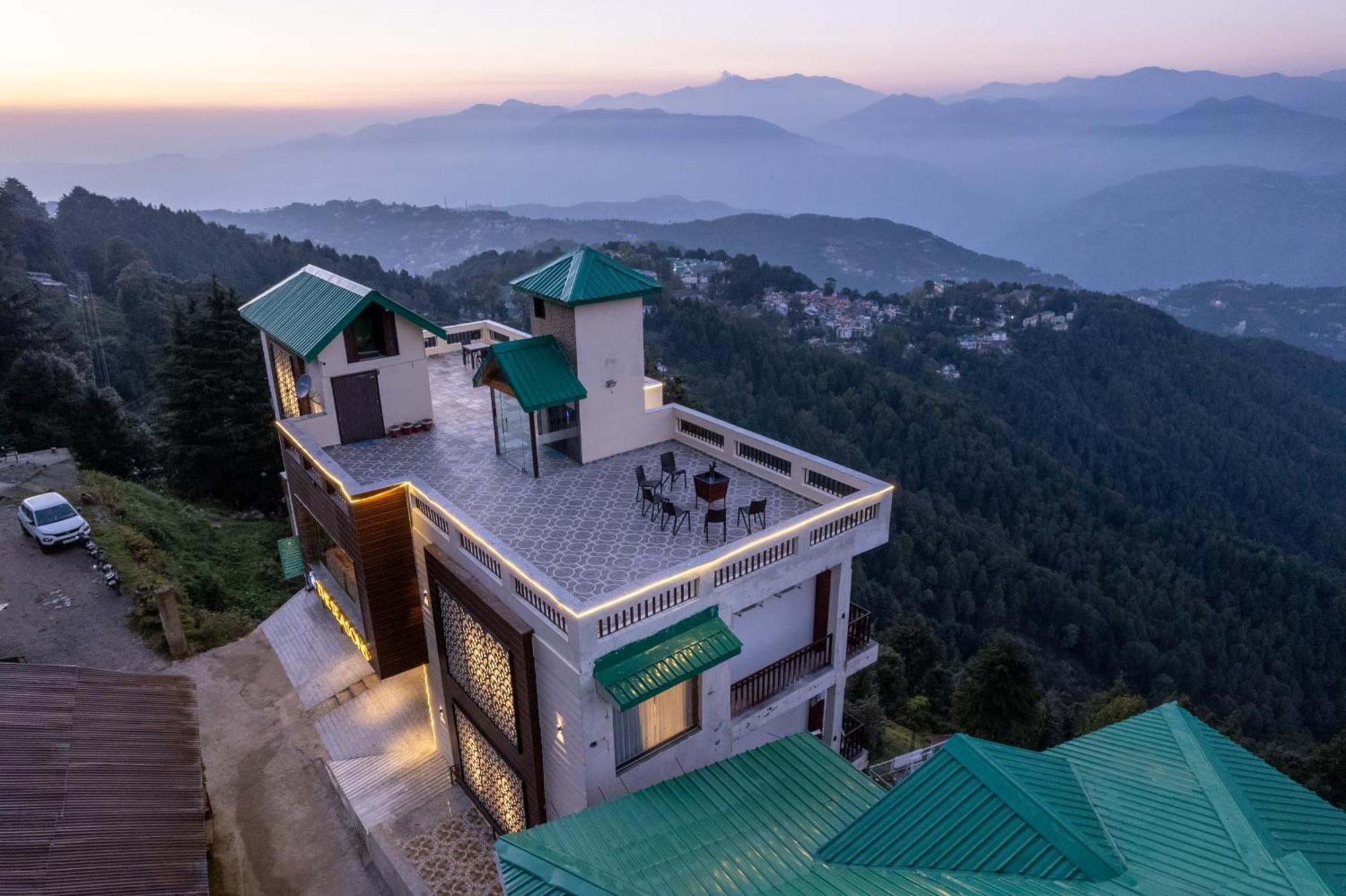 The Seasons Dalhousie - Best Valley View & Mountain View Hotel In Dalhousie Buitenkant foto